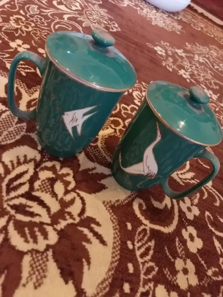 Cangkir Antik Ikan Dan Burung