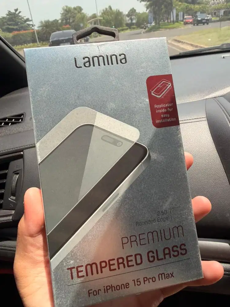 Lumina iPhone 15 Pro Max