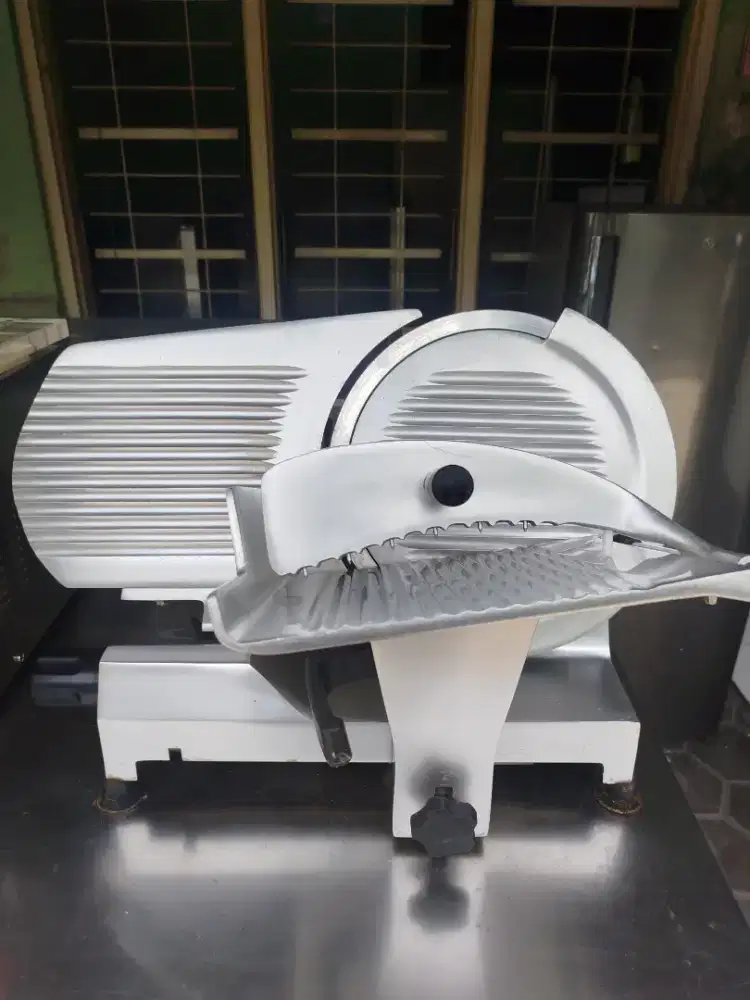 Meat SLICER La Minerva