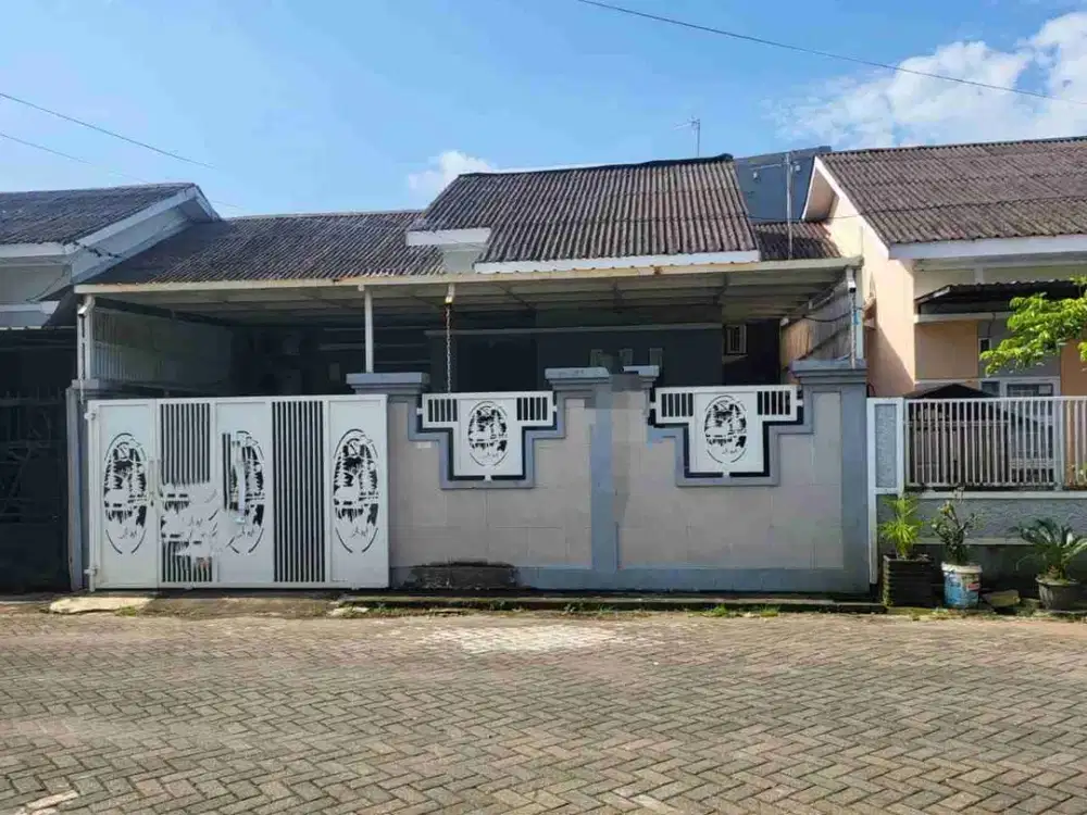 Rumah Nyaman di Barombong Makassar
