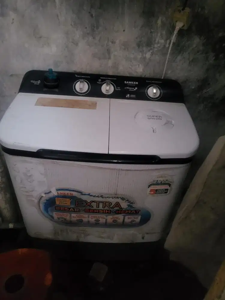 Mesin cuci bekas sanken