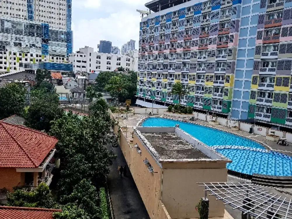 Apartemen Harian  Dekat Stasiun & Kampus, Free Netflix, Diskon 50%!