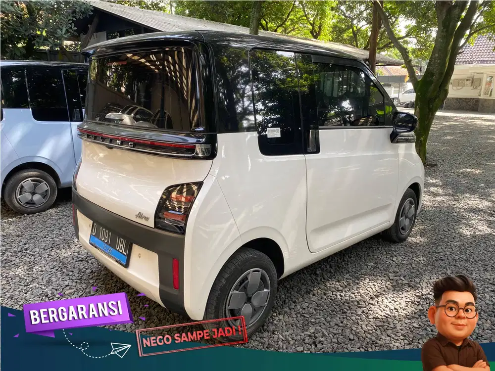WULING AIR EV LONG RANGE AT MATIC 2022 ISTIMEWA
