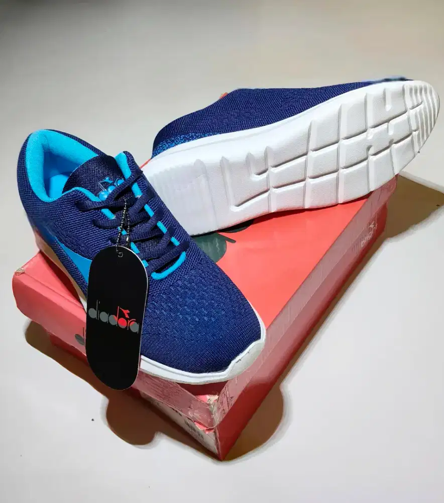 Diadora Cronos Running Shoes