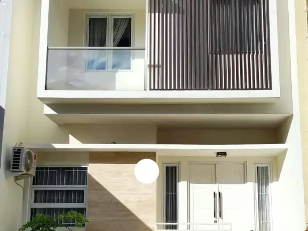 RUMAH SEMI FURNISHED DALAM TOWNHOUSE DI GAS ALAM CIMANGGIS