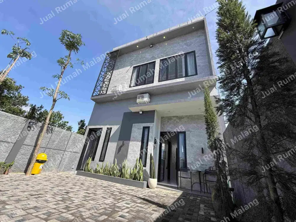 Dijual Cepat Rumah Villa Mewah Kota Batu Kapasitas 40 Orang dekat Jatim Park Grup