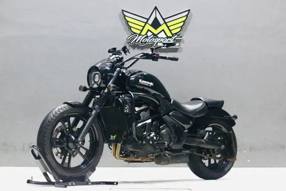Kawasaki vulcan 650 abs like new Rebel500 street500 er6n