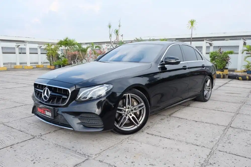 2018 Mercedes Benz E300 Amg Panoramic Antik