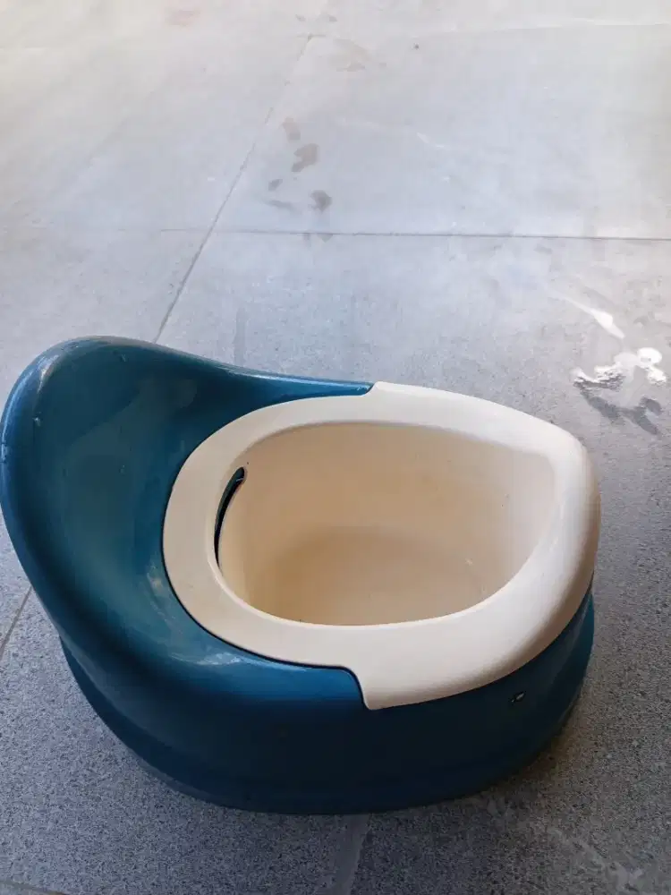 Pispot toilet BAB anak