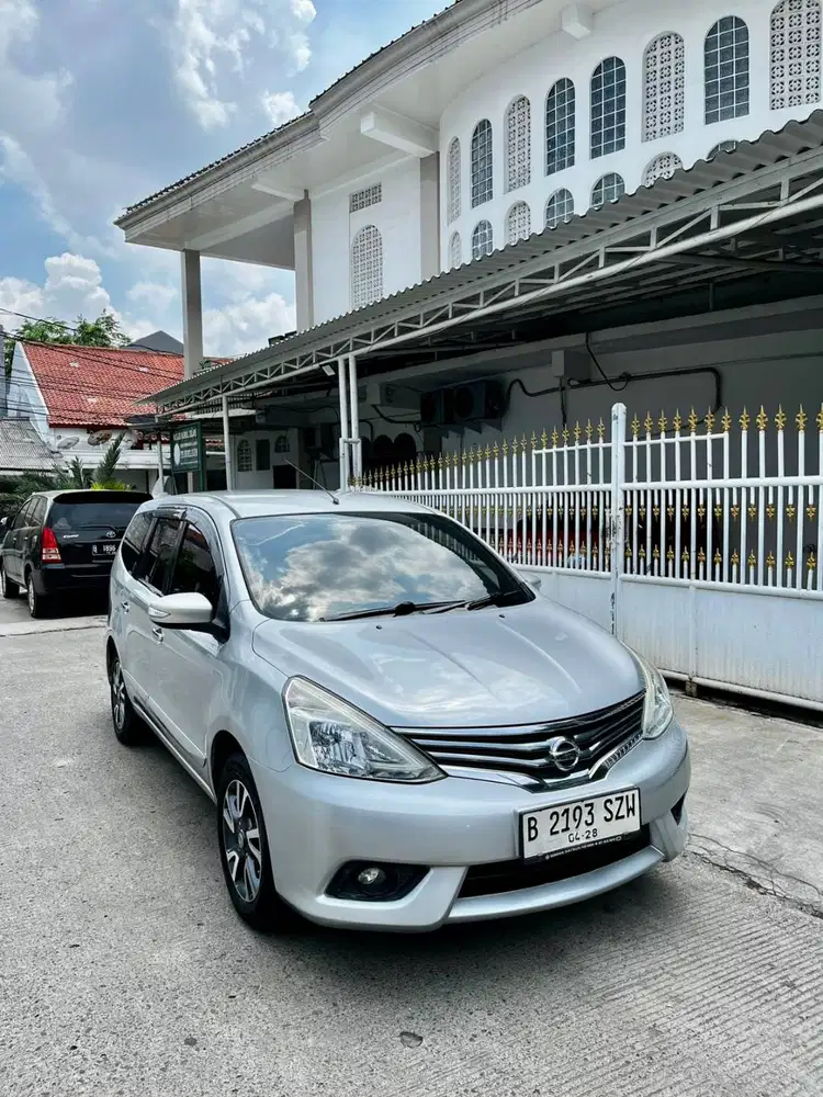 Nissan Grand Livina XV 1.5 AT 2017 - Cash 120 JT NEGO
