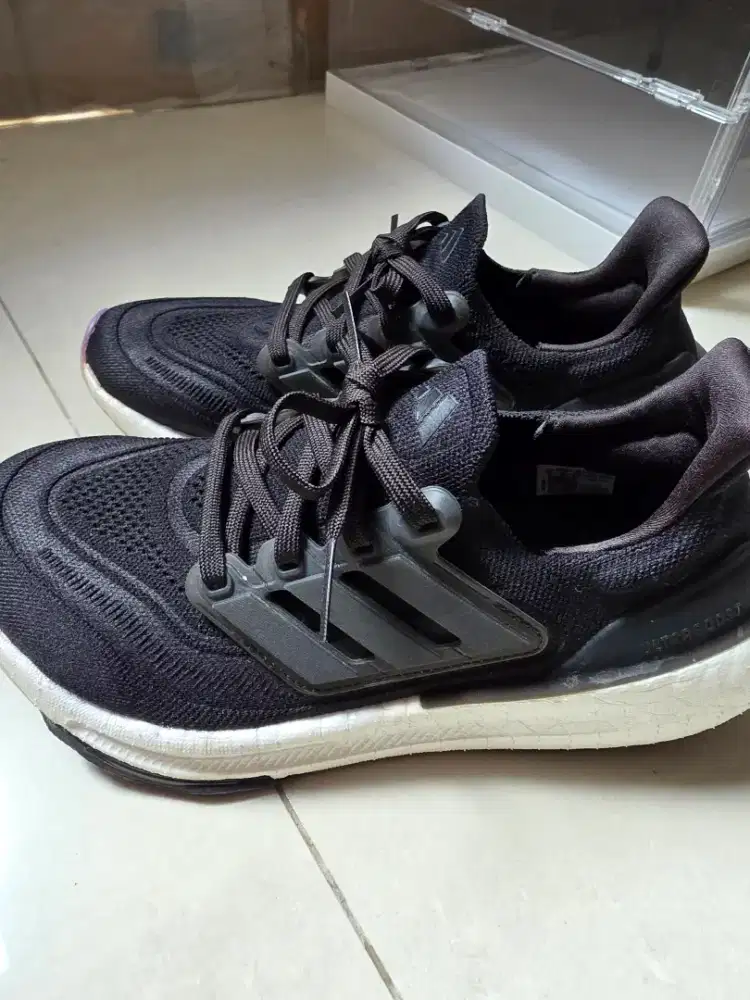 Adidas ultraboost light women size 37 1/3 original