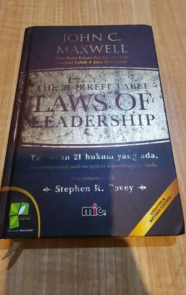 21 Laws of Leadership × Bonus 2 Buku: Upgrade Leadership-mu