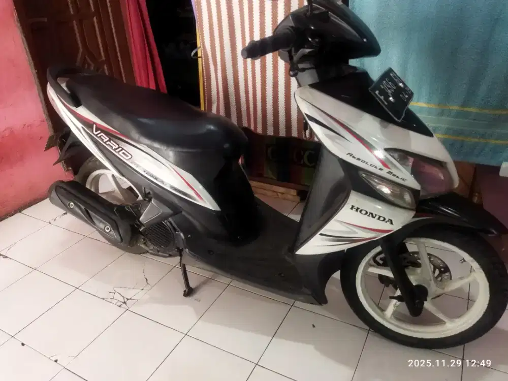 Vario 110 standar pabrik