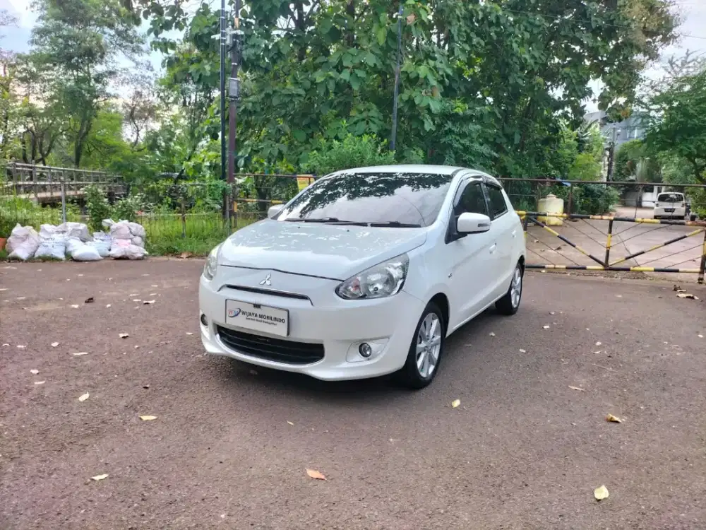 TDP 5 Juta Mitsubishi Mirage Exceed 1.2 AT 2015 Cash Kredit Grs Mesin