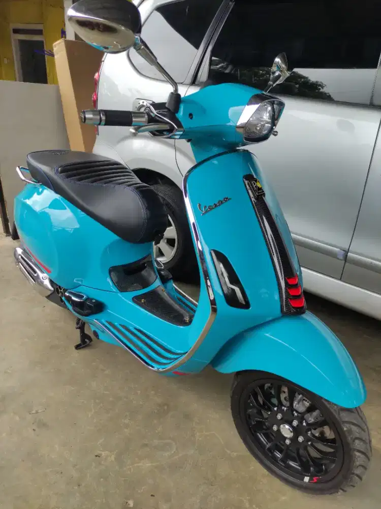VESPA SPRINT S BLUE AUDACE KM 1 RIBU