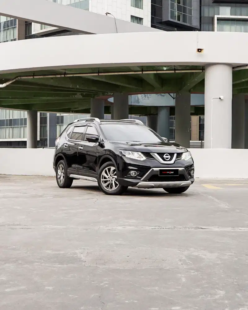 NISSAN XTRAIL 2.5 AT TAUN 2017