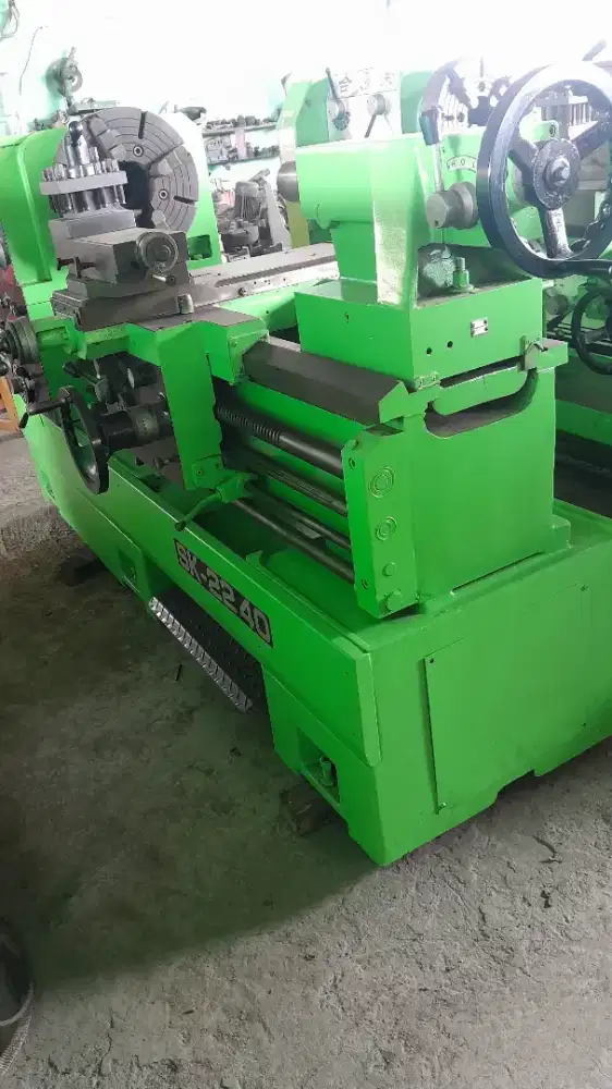 Mesin Bubut  SK-2240 1500mm