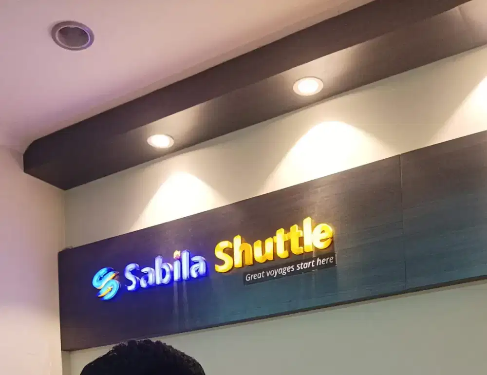 Bikin huruf timbul letter led plang papan nama reklame neon box stiker