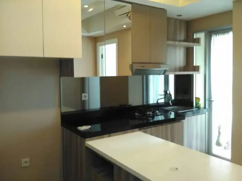 ready unit apartemen green lake sunter,2kamar furnished siap huni,2 AC dan waterheater,view danau,hadap timur