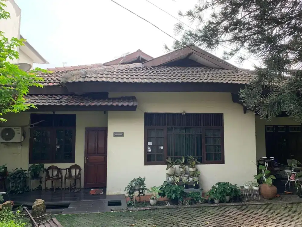Di jual rumah asri lokasi strategis jalan pondok labu