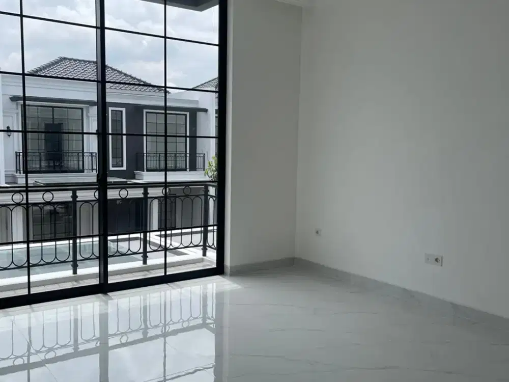 sewa rumah villa pasir putih PIK 2 uk10x15m kosongan