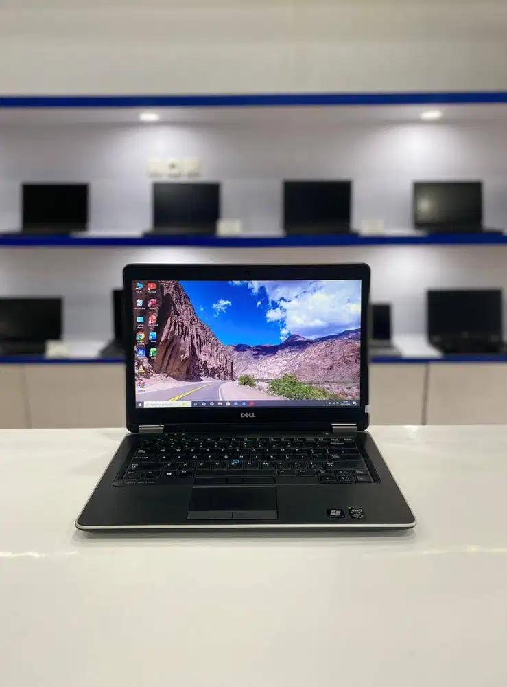 LAPTOP DELL LATITUDE E7440 INTEL CORE I5 GEN 4 RAM 4 GB SSD 256 GB
