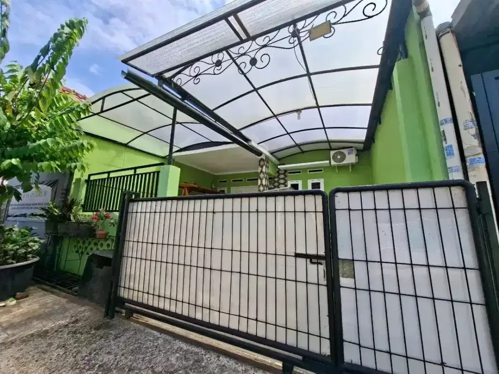 Dijual Rumah Bersih Siap huni Mahkota Simprug Tangerang