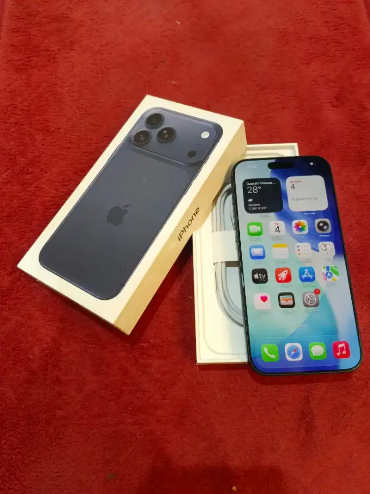 Iphone 17 pro 256 IBOX bh 100 blue 3minggu pake like new fullset ori