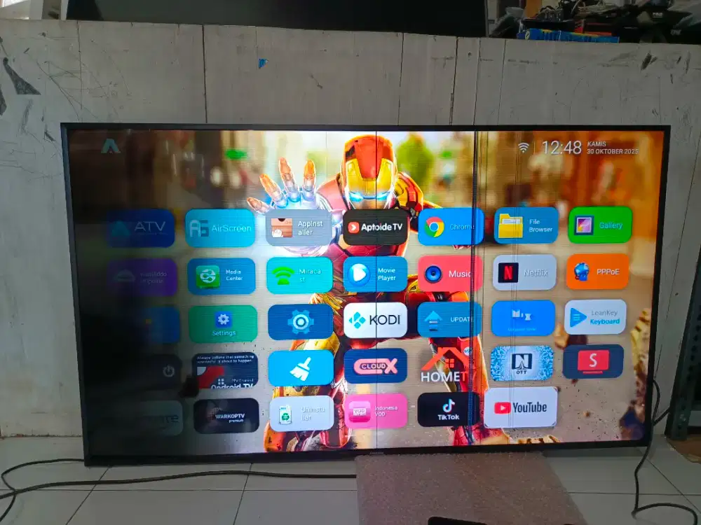 TV DIGITAL MERK SAMSUNG crystal UHD 55inc