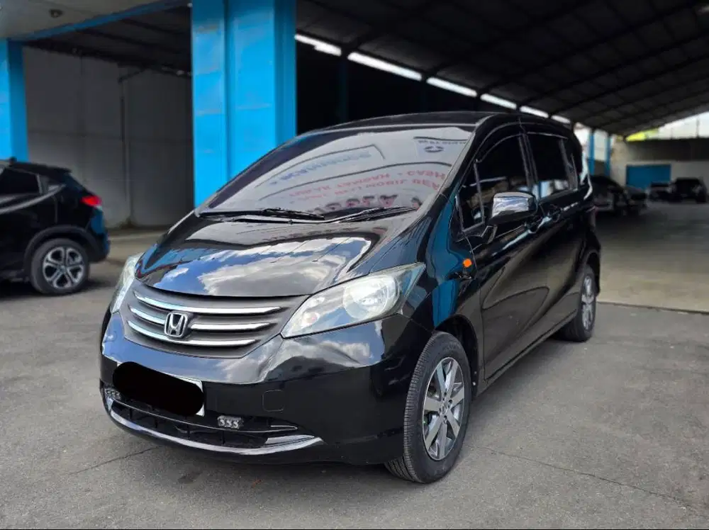 ( TDP 15 JUTA) Honda Freed 1.5 PSD AT Matic 2009 / Sienta / Evalia