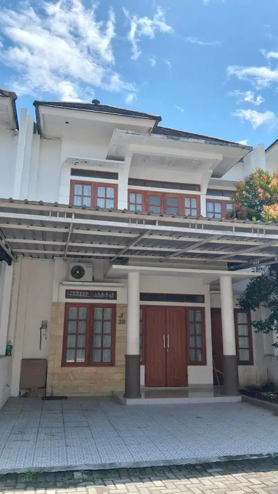 disewakan rumah full furnished di jokja(perumahan royal mansion)