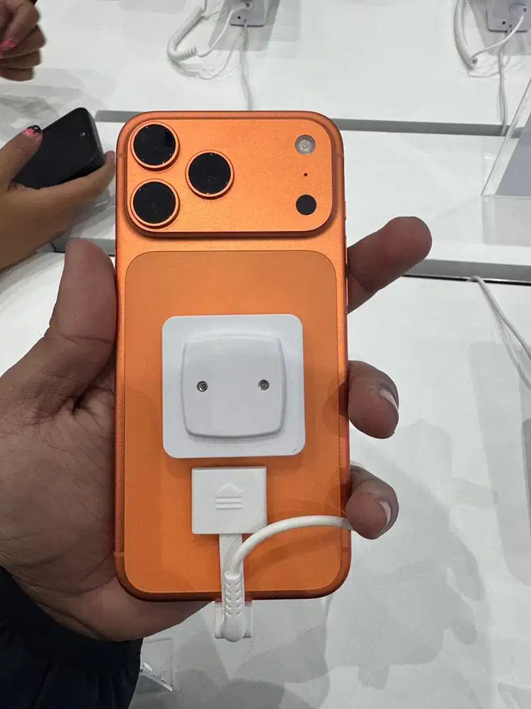 Iphone 17 promax garansi ibox