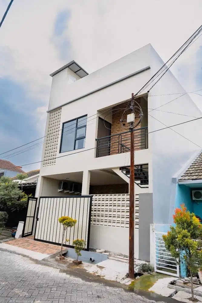 Dikontrakkan Lantai 1 Khusus Mahasiswi Keputih Surabaya