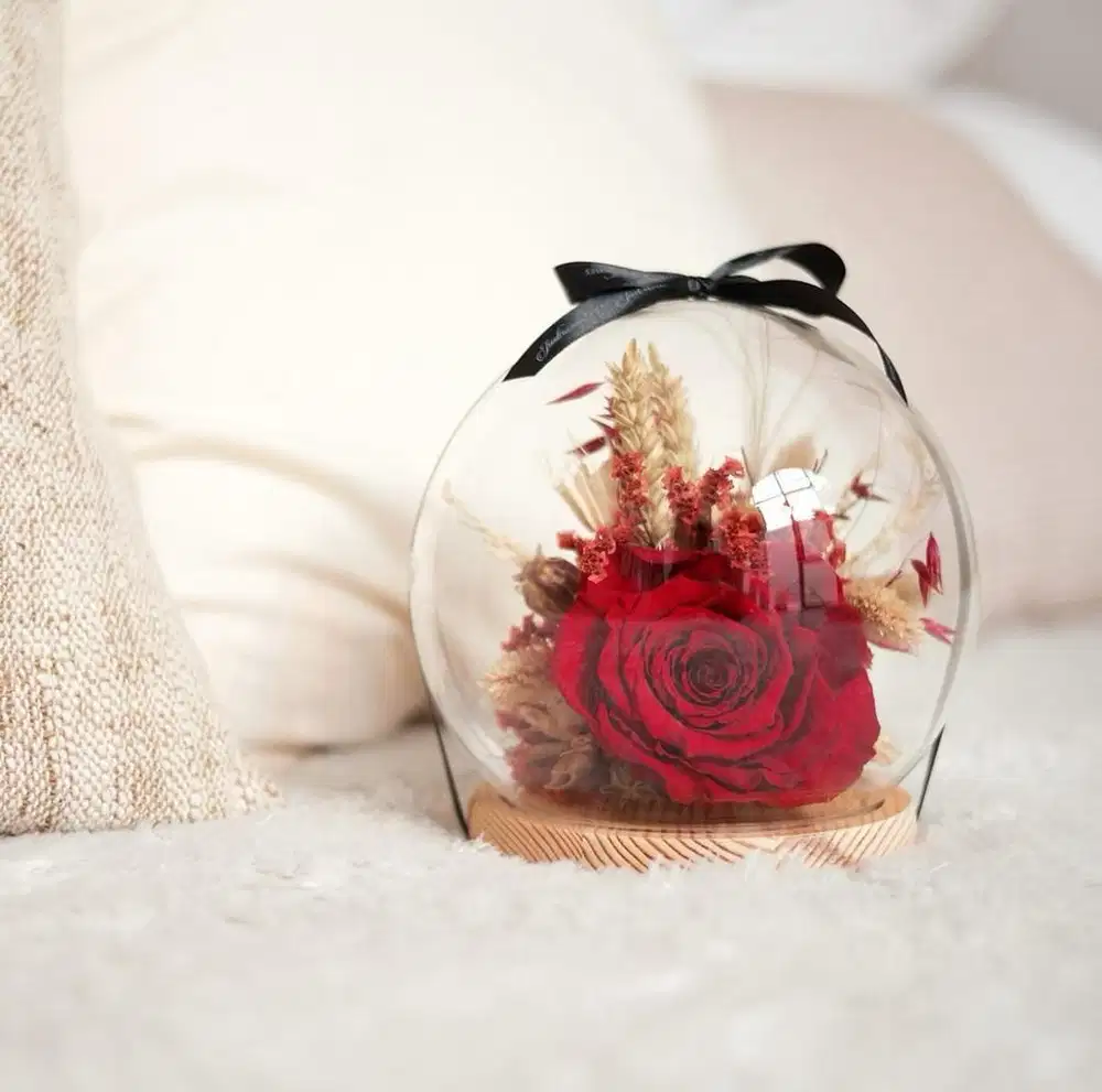 Everlasting Flowers (Bunga Mawar Seumur Hidup)