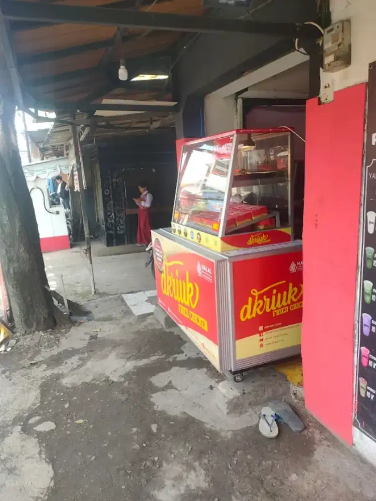 Dijual perlengkapan dan brand dkriuk