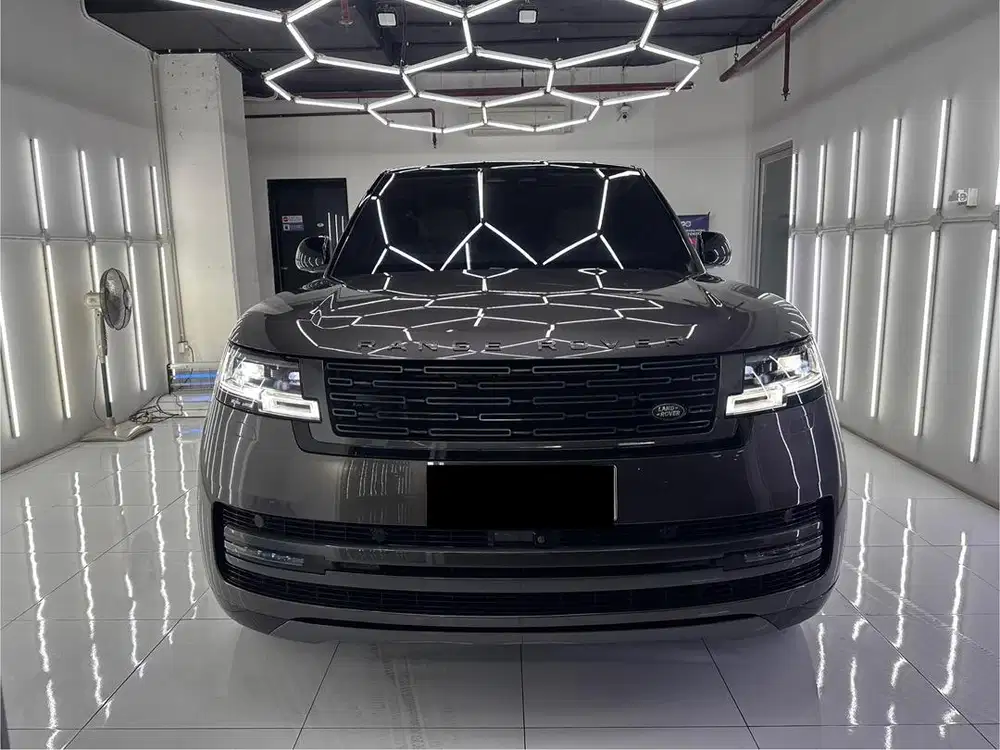 Range Rover Vogue First edition P400 2023