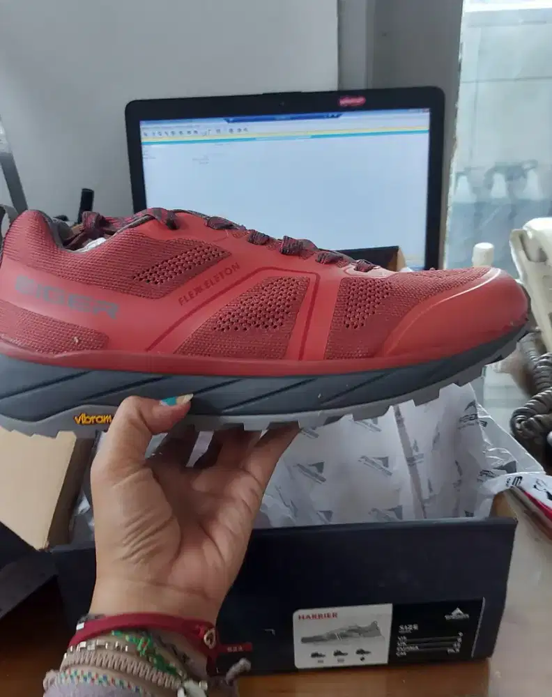 Sepatu Eiger Harrier Red size 42