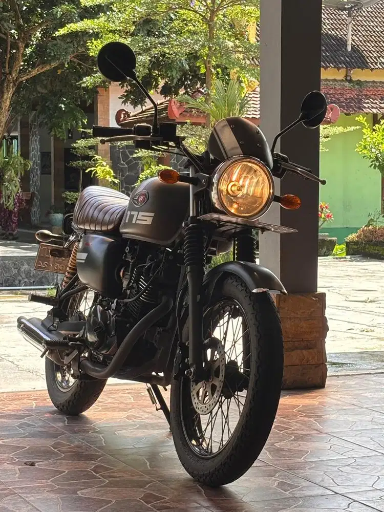 KAWASAKI W175 cafe