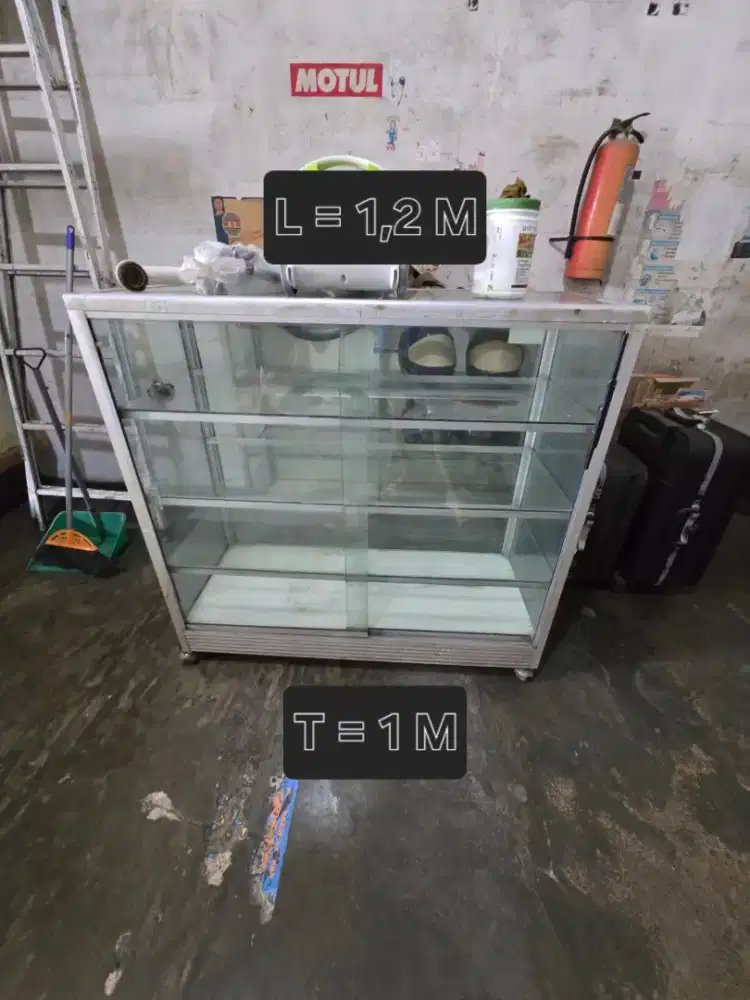 Etalase Rak Kaca Bekas Bahan Kaca Lama TEBAL, L/P= 120cm T= 100cm