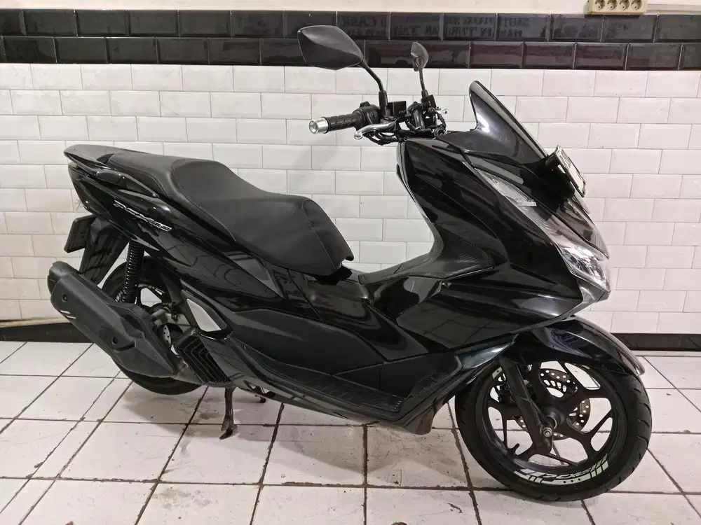 Honda PCX 160 2023 mesin halus terawat