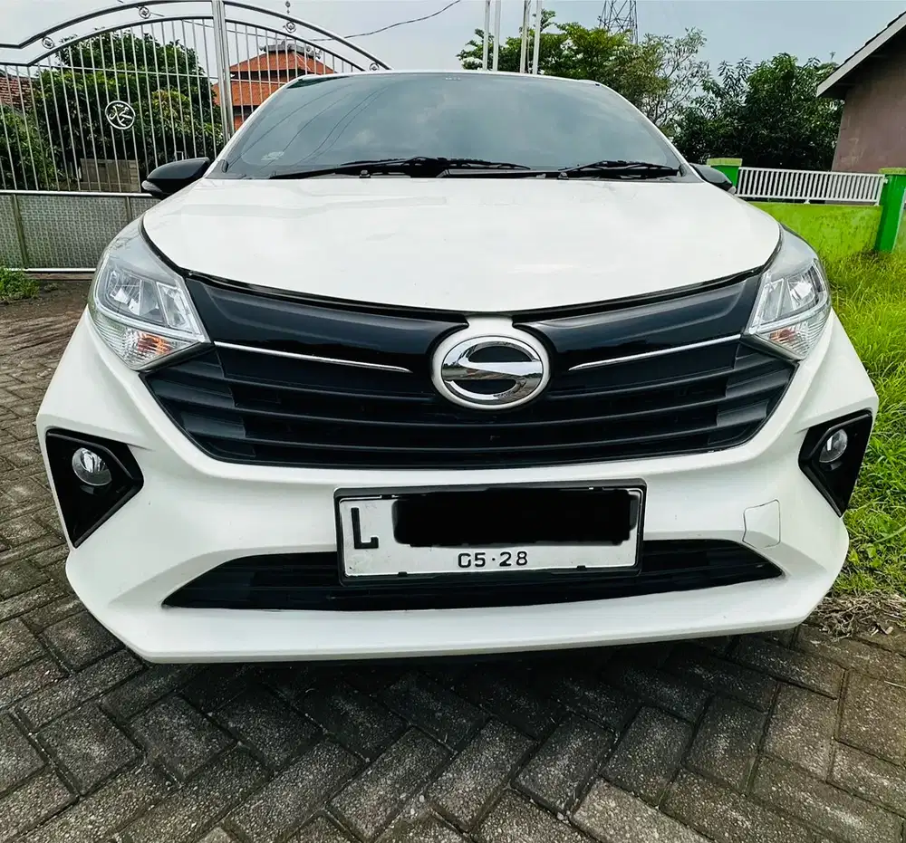 Daihatsu Sigra R Automatic 2023