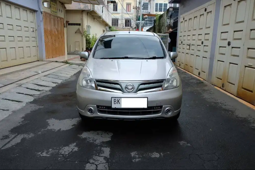 DP 25 JT‼️Nissan Grand Livina XV 1.5 M/T 2012