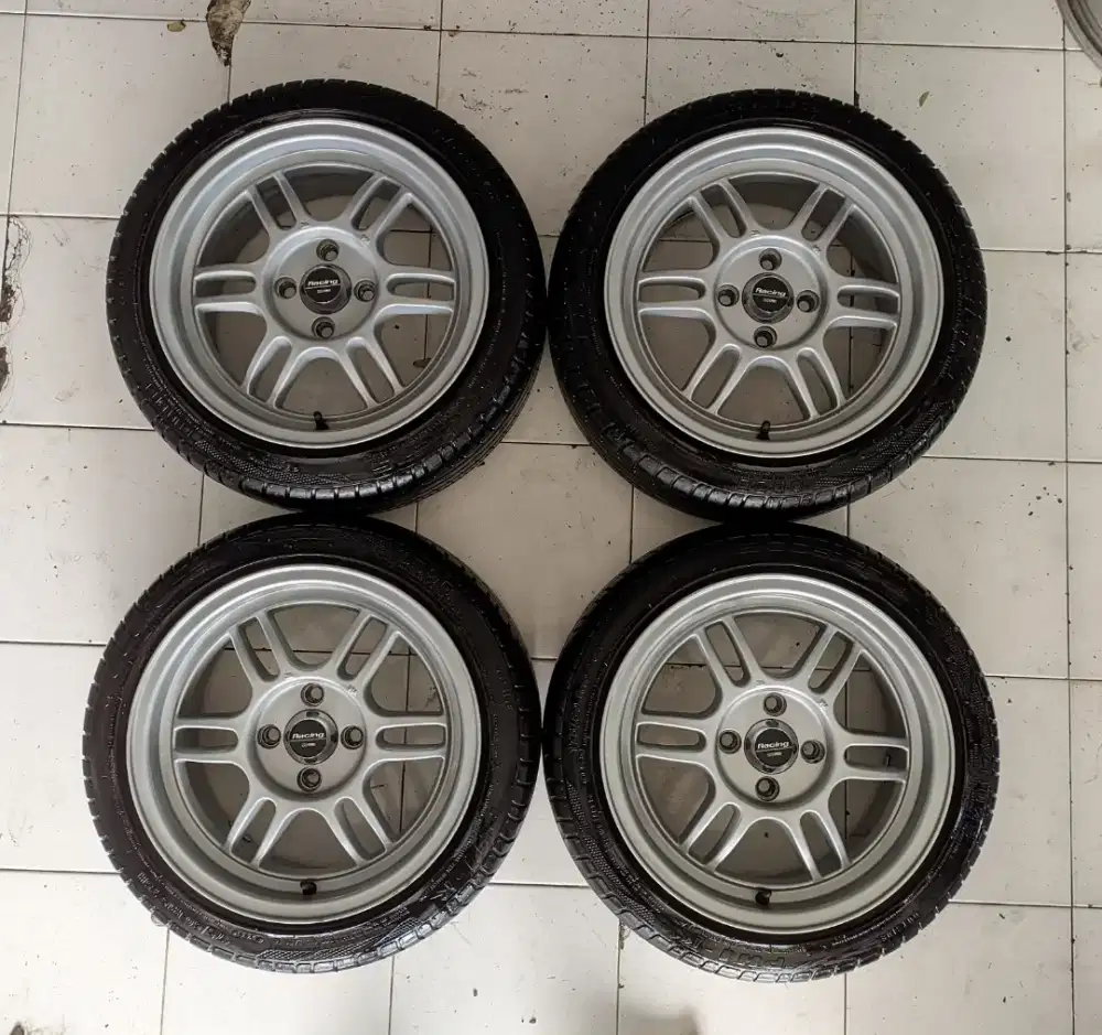 R15 enkei Rpf1 L6,5 Et40 4x100+Ban Achelera phi 90% 2023