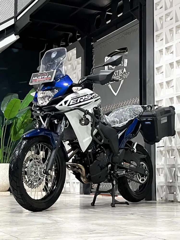 Siap Touring!! Kawasaki Versys 250 th 2025 - Ayu Mustika