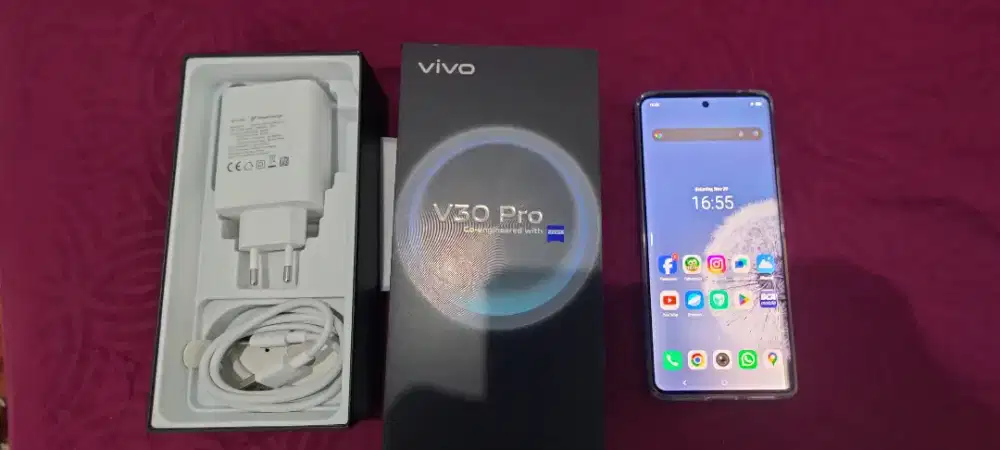 Vivo V30 pro 12/512 Gb black