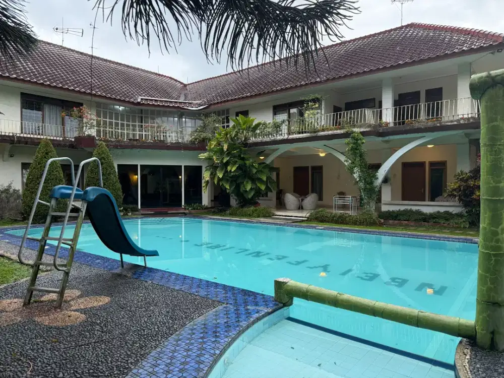 Dijual Hotel Aktif di Bogor , Lokasi Strategis Ciawi Gadog, Pinggir Jalan Utama