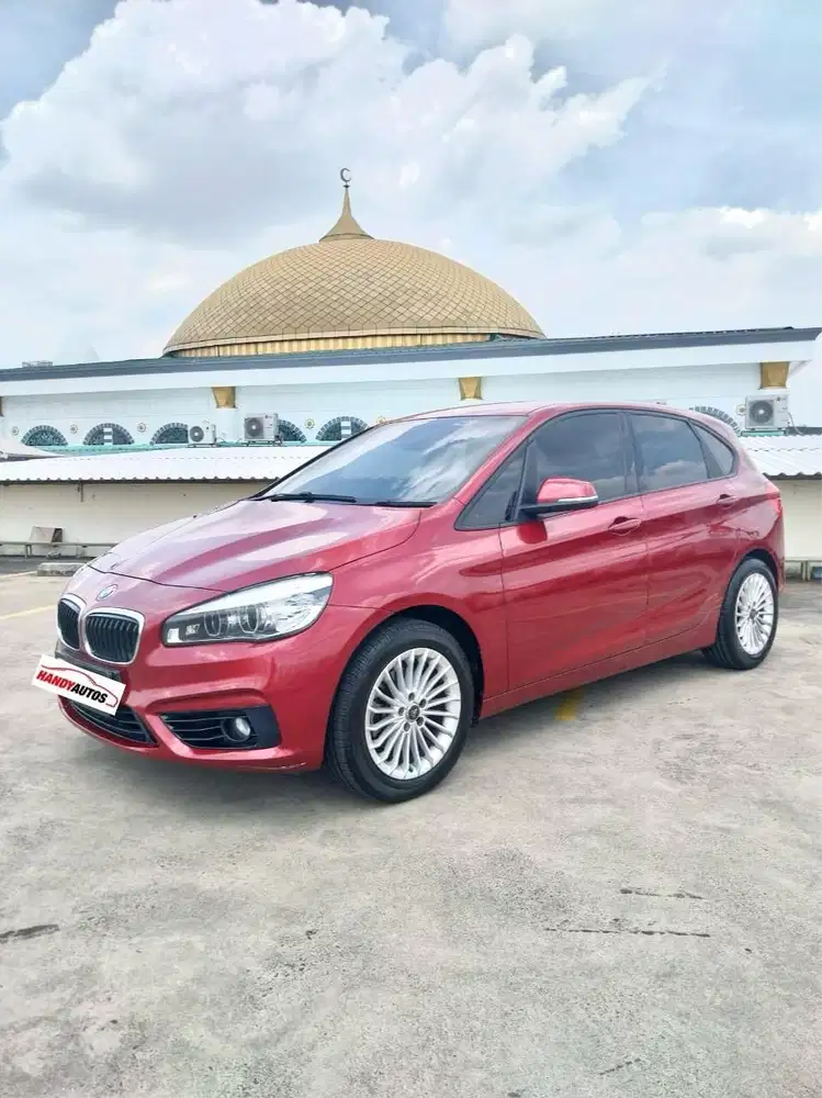 BMW 218i Tahun 2015 Automatic Merah