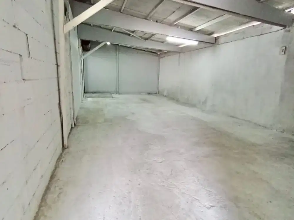 Disewakan Gudang Akses Langsung Jalan Raya di Kapuk sawah