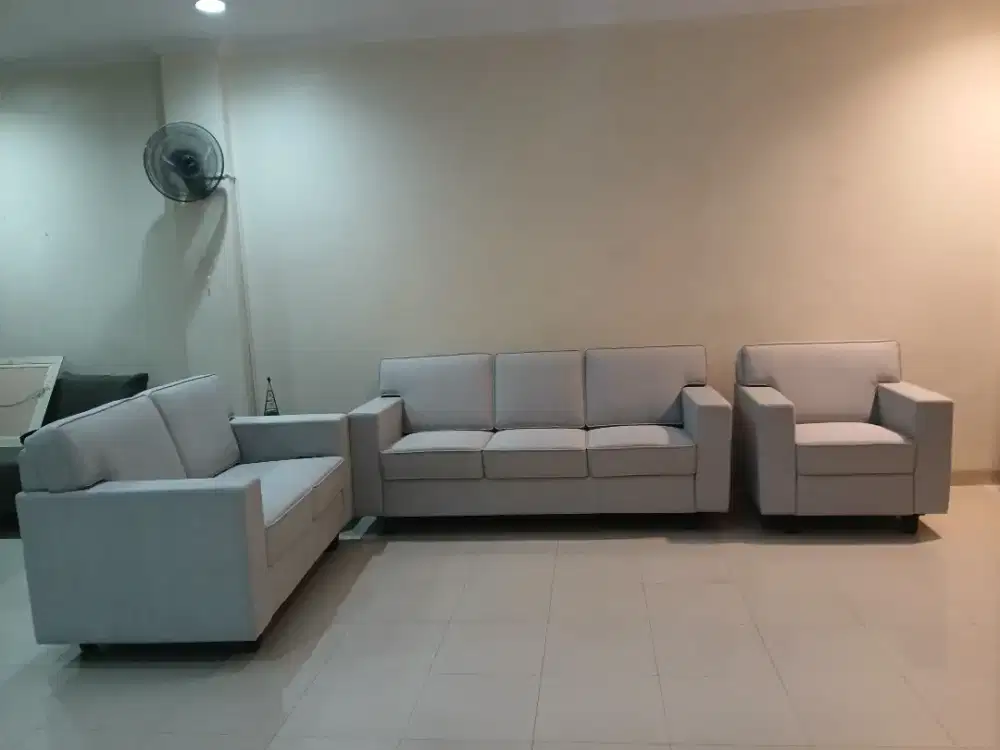 Sofa Baru Bekas