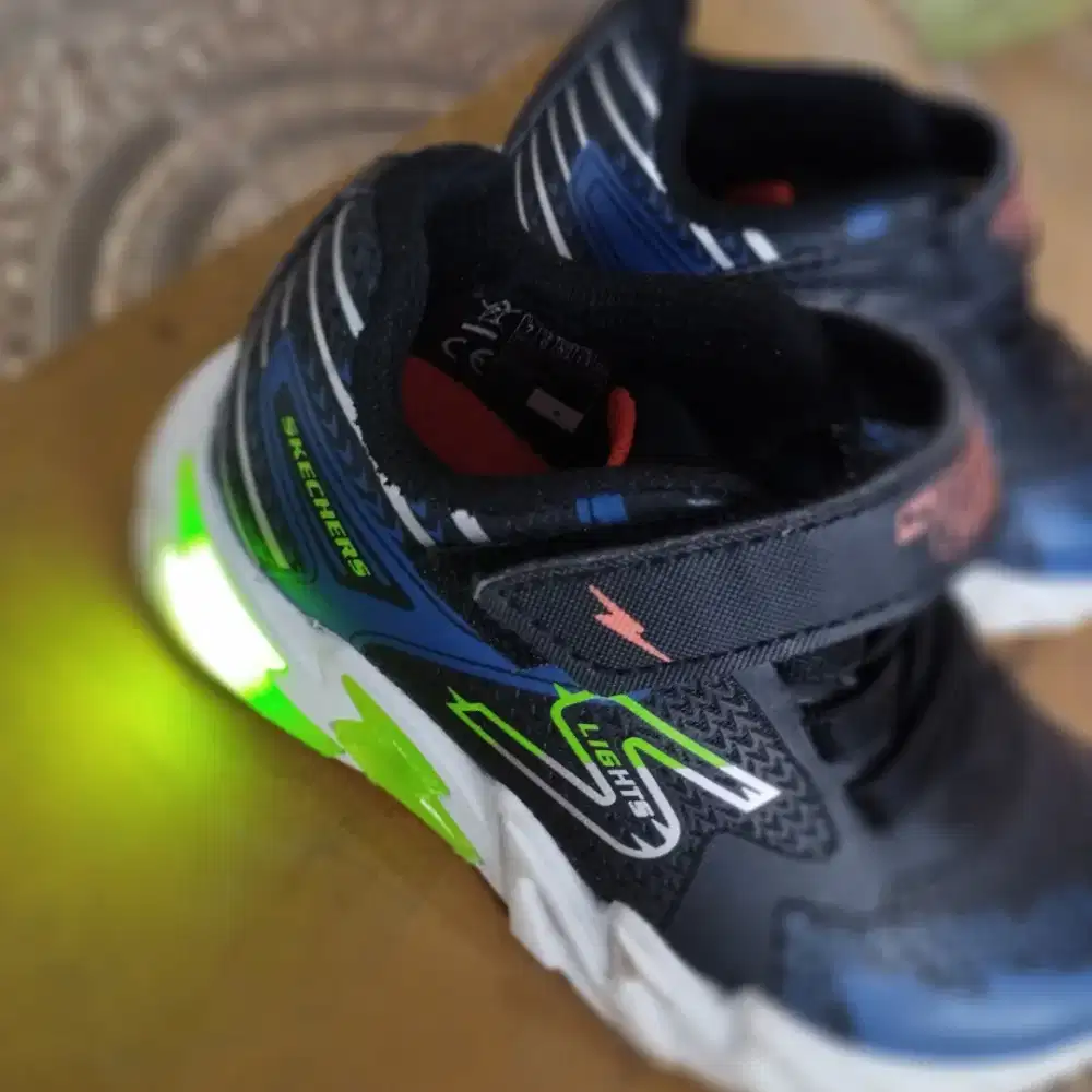 Sepatu anak skechers size 23 (anak 1-2 th